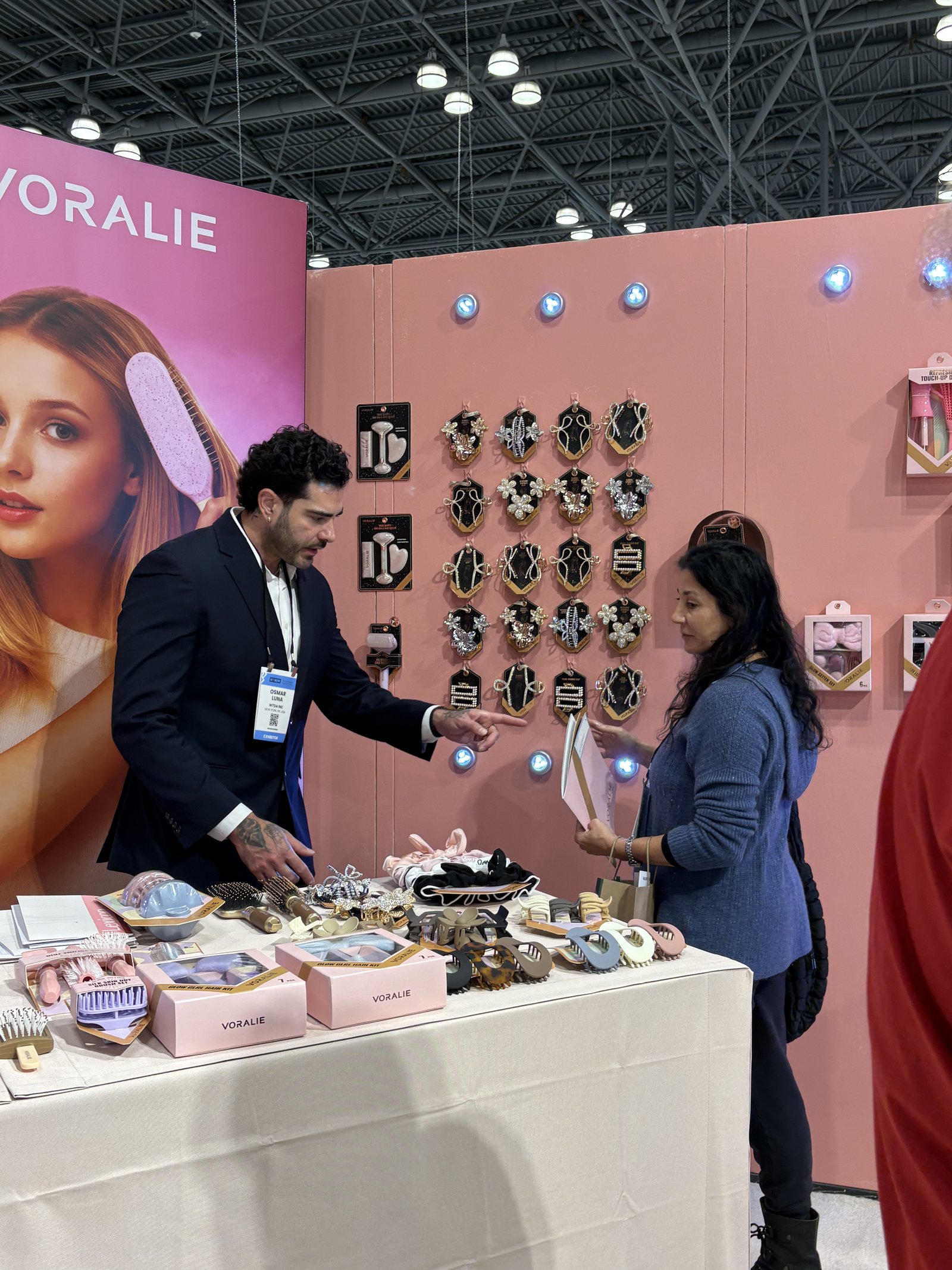 Cesar showing VORALIE products to buyers at NY NOW 2026